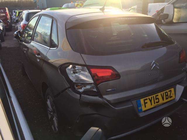 Citroen C4 Dalimis is anglijos