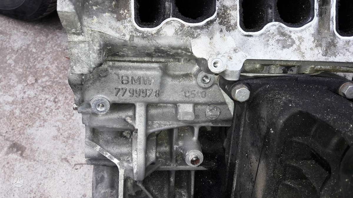BMW X5, N57D30A 7799978, engine parts
