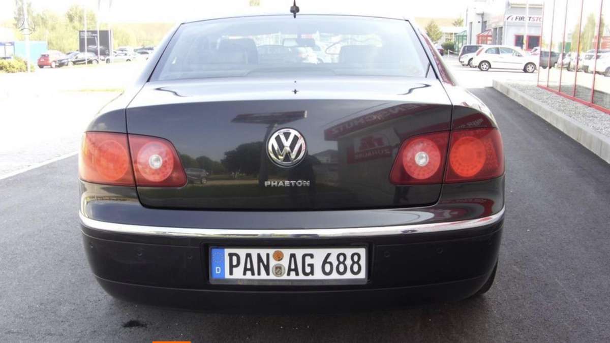 Volkswagen Phaeton for parts