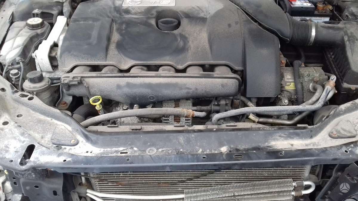 Volvo XC60 dalimis