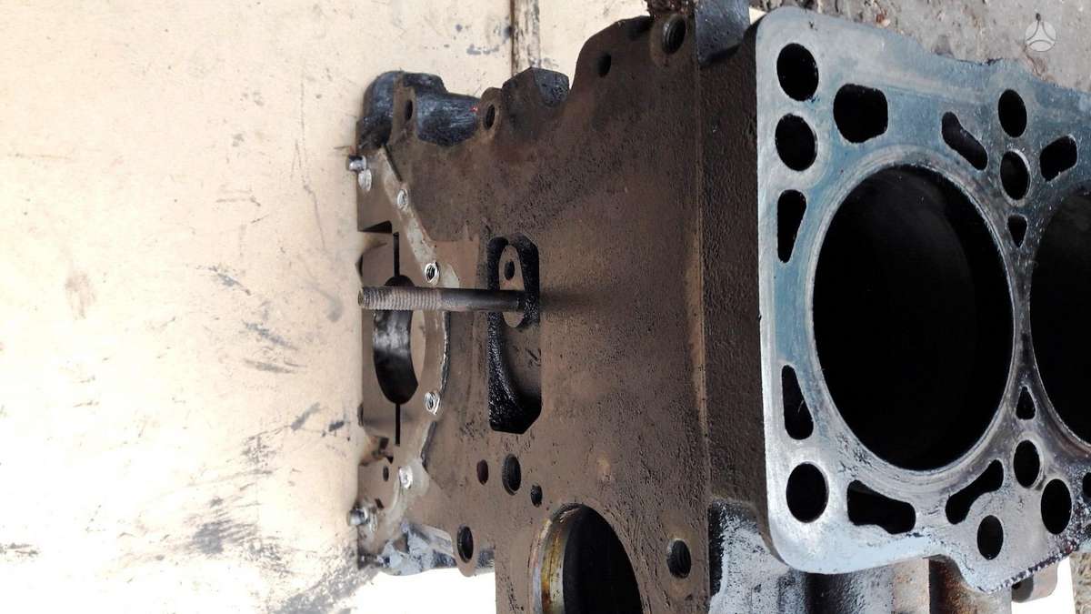 Volkswagen Transporter, AXB AXC, variklio detalės