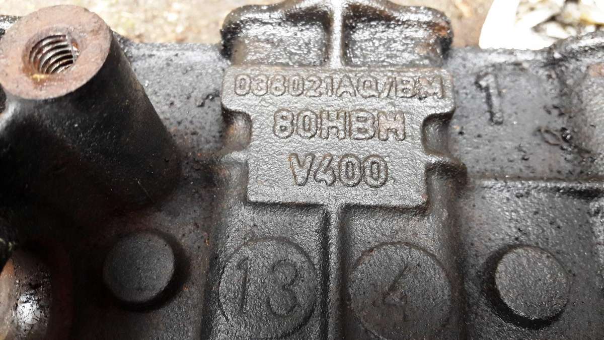 Volkswagen Transporter, AXB AXC, variklio detalės