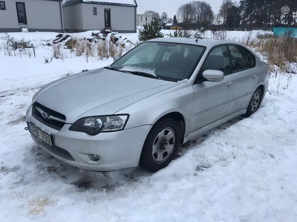 Subaru Legacy Variklis ej 25 121 kw