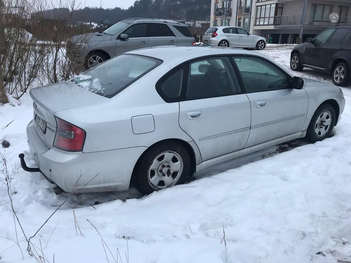 Subaru Legacy Variklis ej 25 121 kw