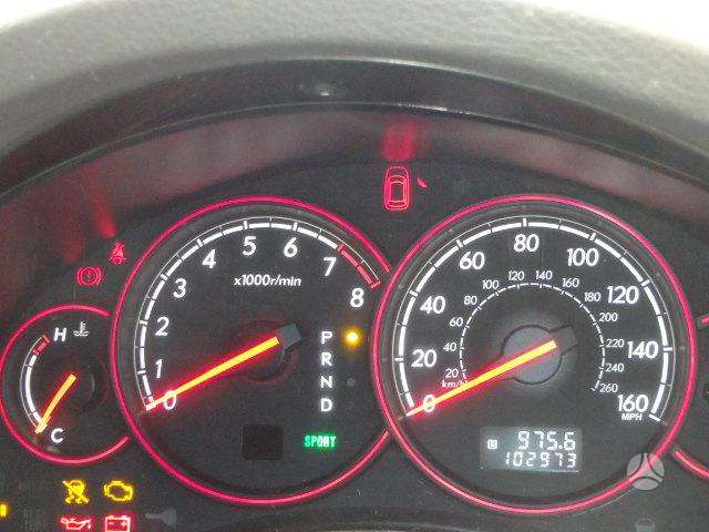 Subaru Legacy dalimis. Variklis 3 0 h6