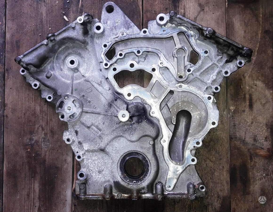 Dodge Challenger, PENTASTAR, variklio detalės