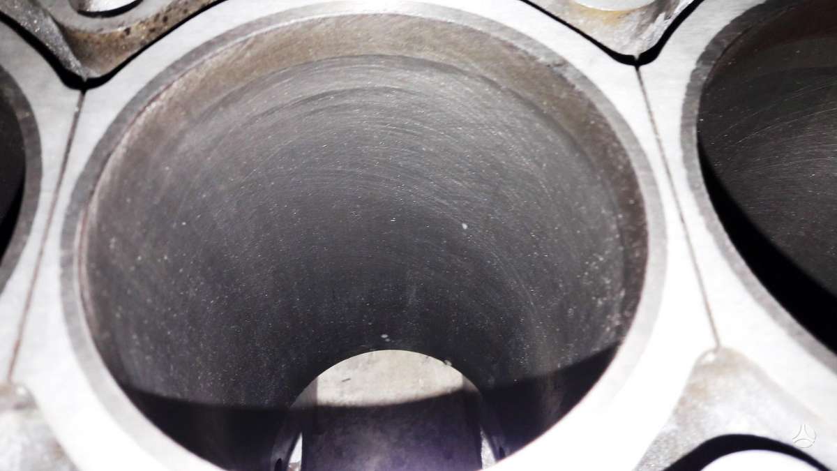 Volvo S60, D5244T15, детали двигателя