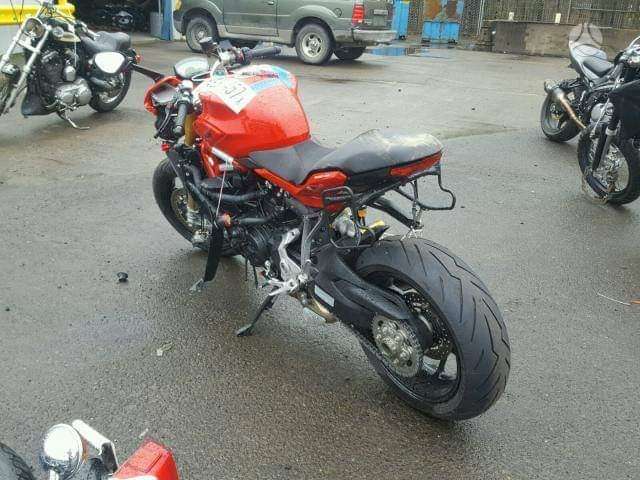Ducati Supersport, sportiniai / superbikes