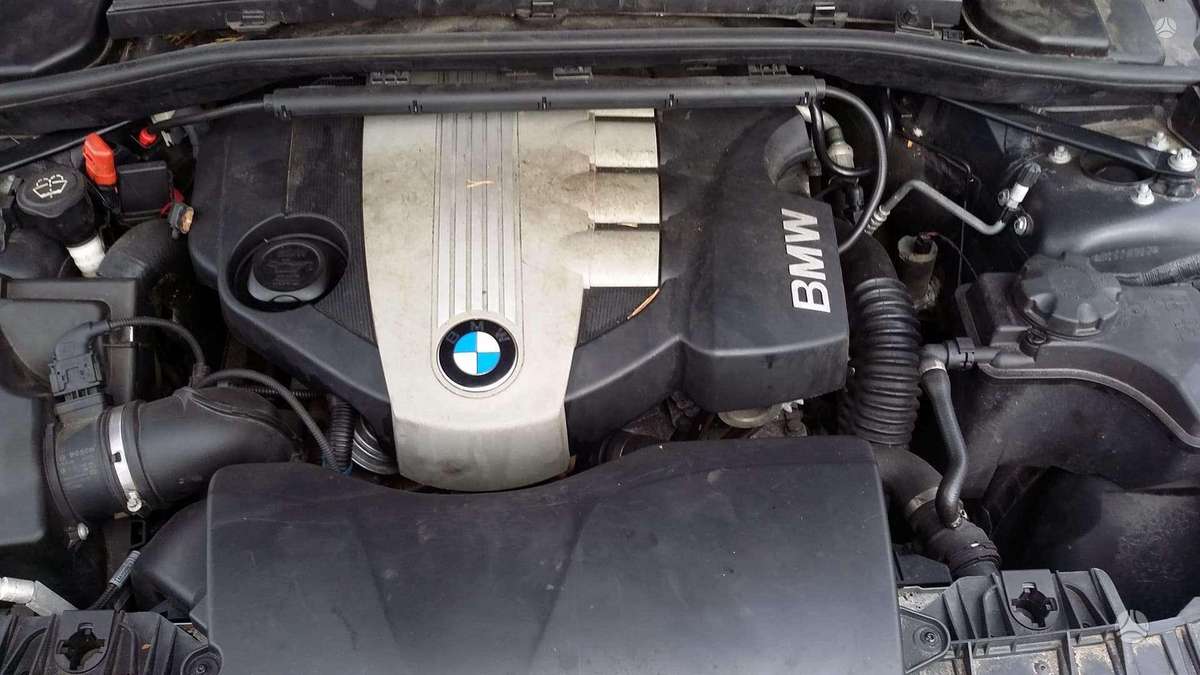 BMW 120 dalimis. Europa dalimis