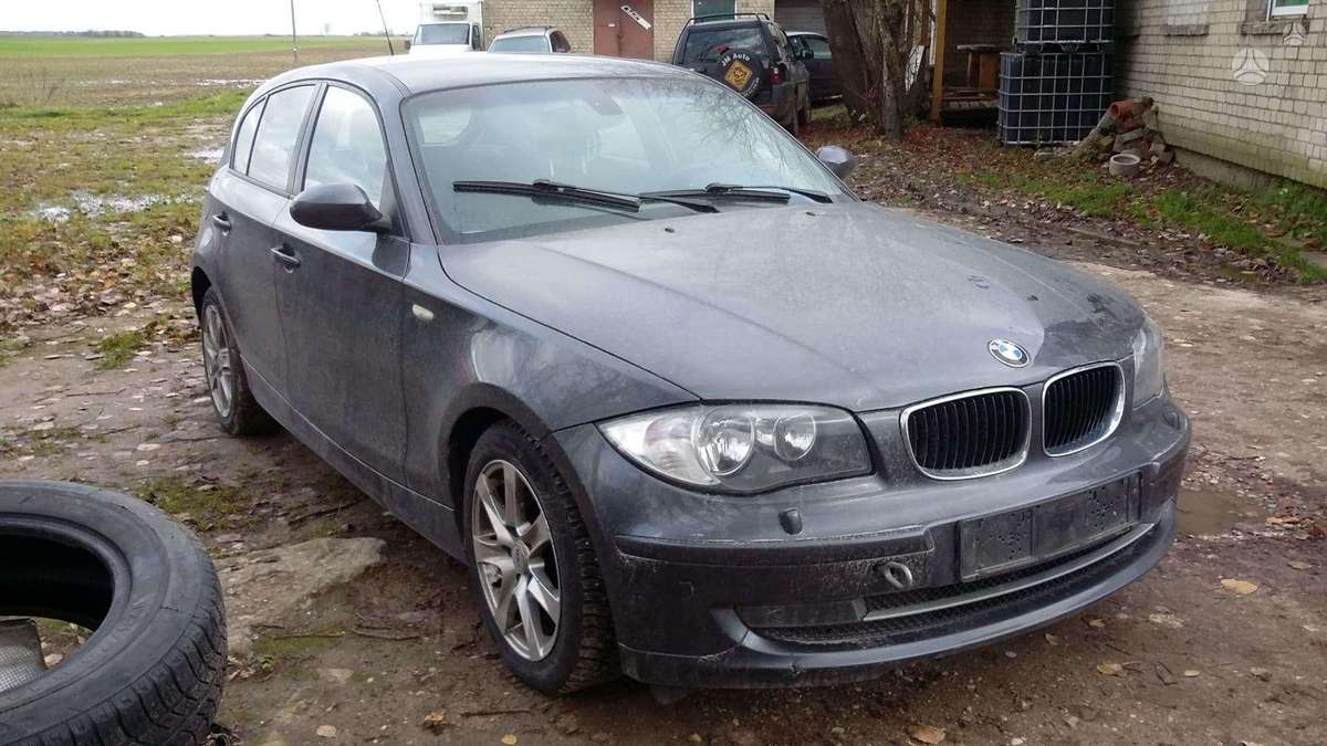 BMW 120 dalimis. Europa dalimis