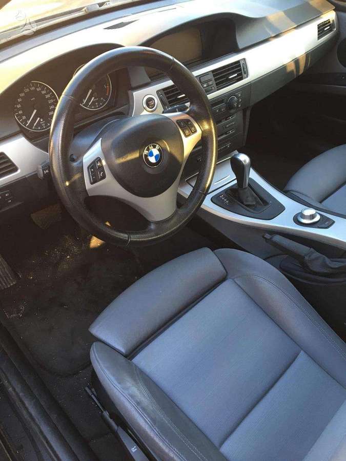 BMW 320 dalimis. Europa dalimis didelis pasirinkimas