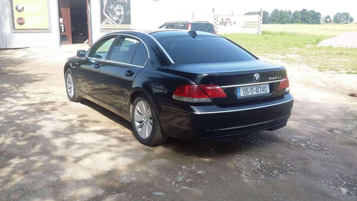 BMW 740 for parts. Anglas dalimis