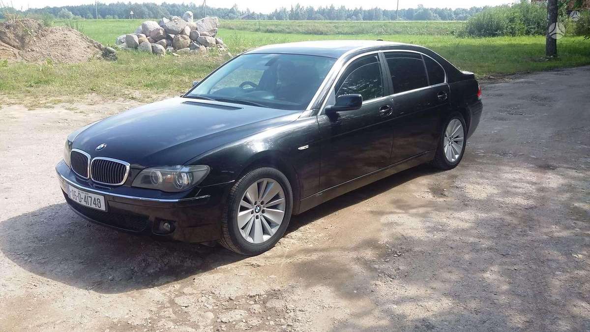 BMW 740 for parts. Anglas dalimis