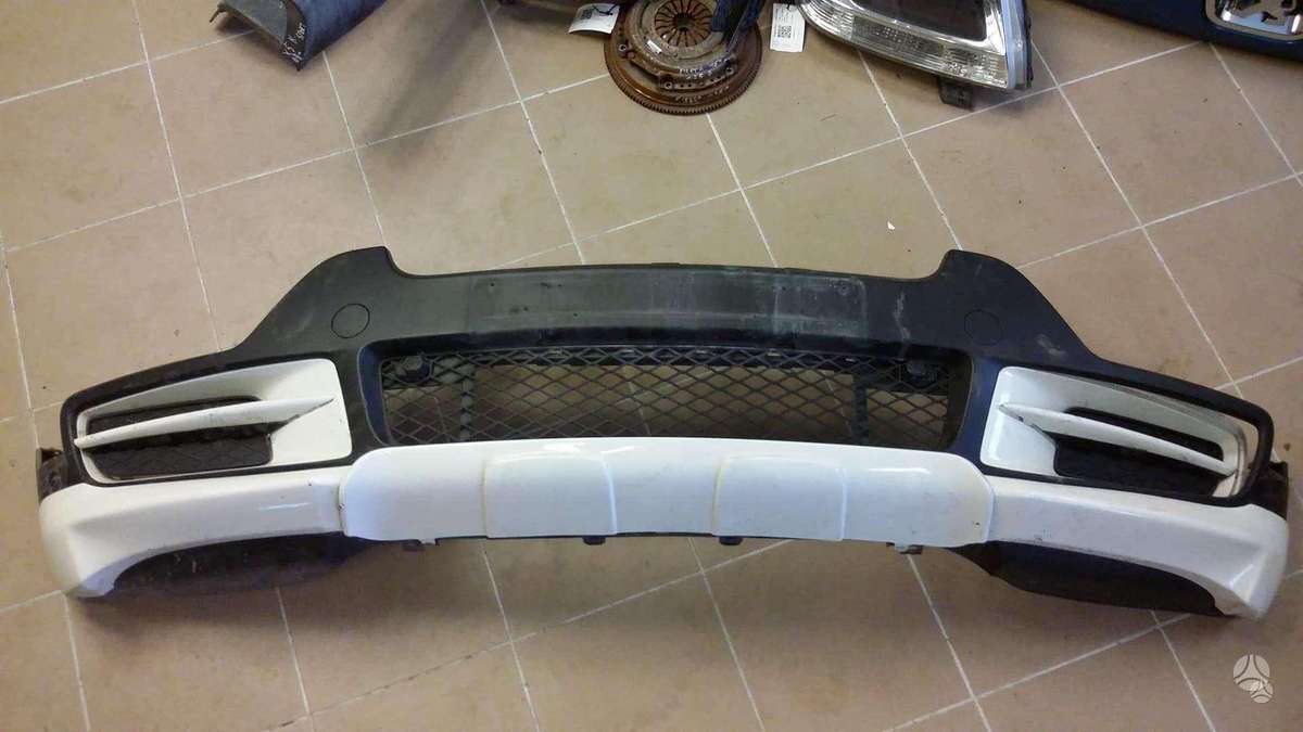 BMW X5 dalimis