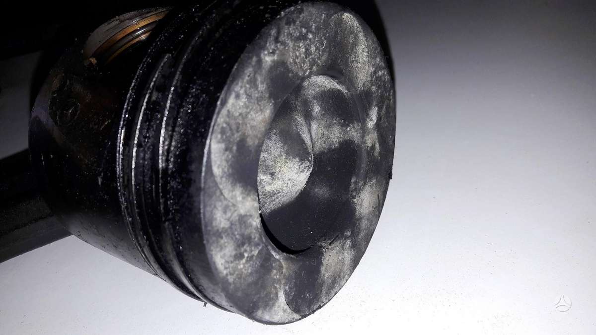 Mercedes-Benz E klasė, OM642, variklio detalės