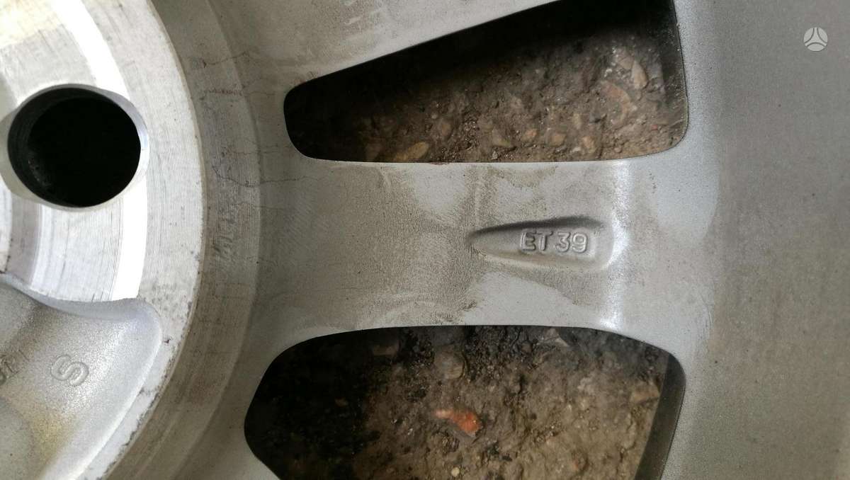 Toyota, lengvojo lydinio, R15