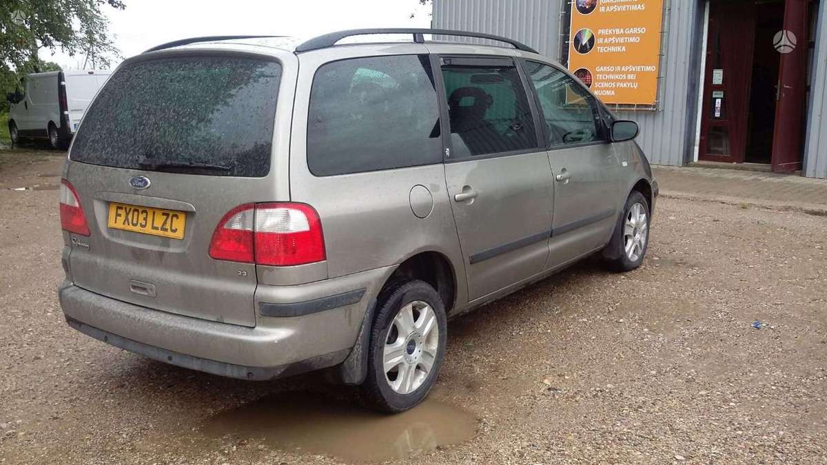 Ford Galaxy dalimis. Anglas dalimis