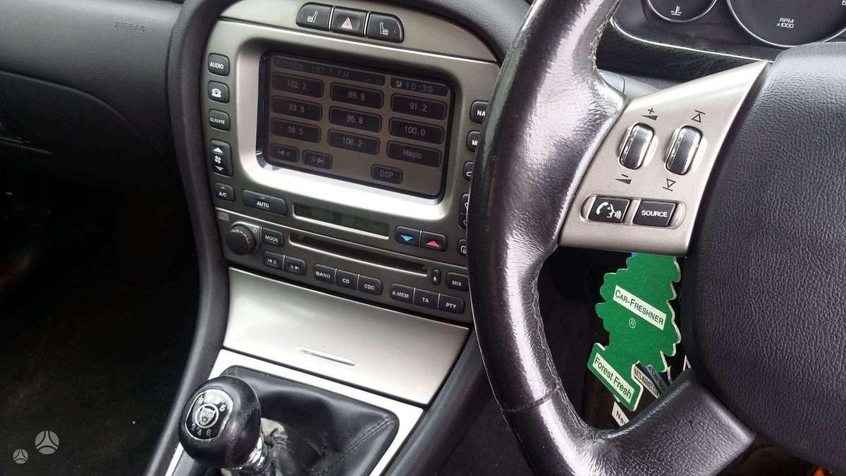 Jaguar X-Type по частям. Anglas dalimis