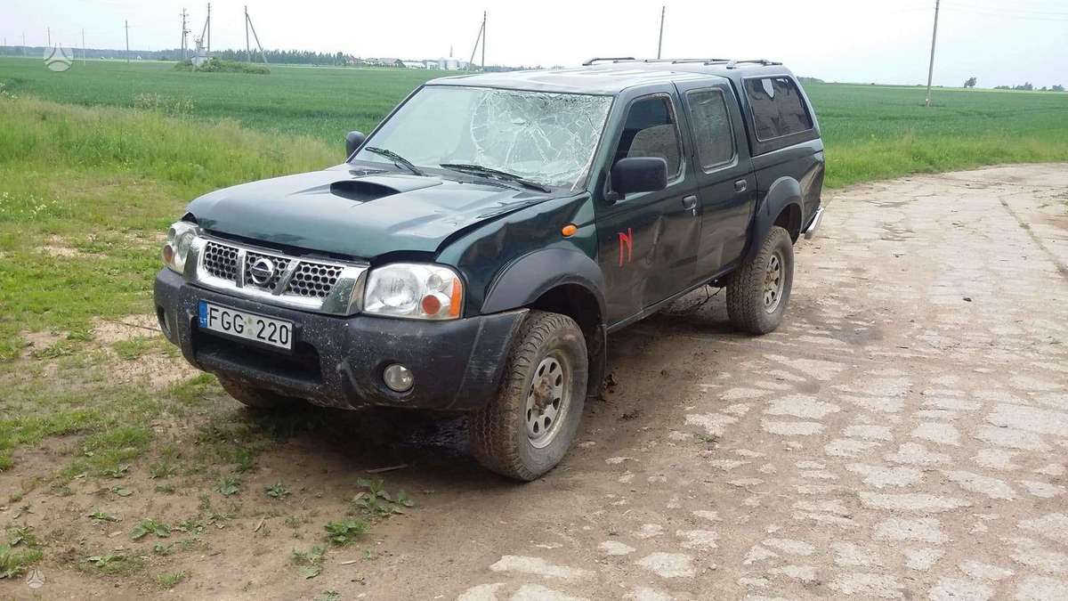 Nissan Navara dalimis