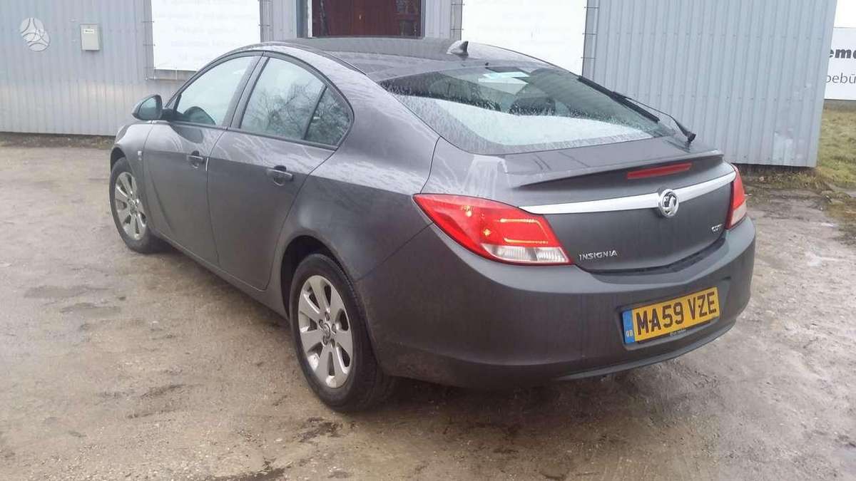 Opel Insignia по частям. Anglas dalimis