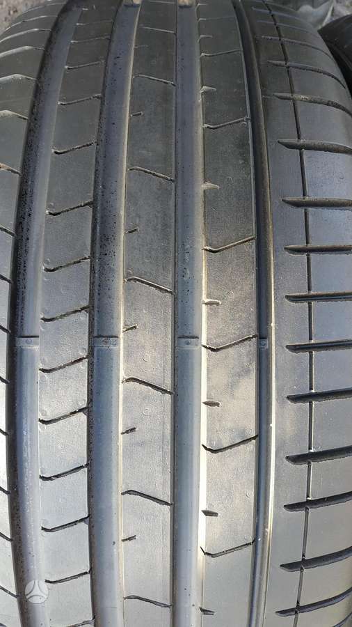 -Kita-, summer 245/35 R20