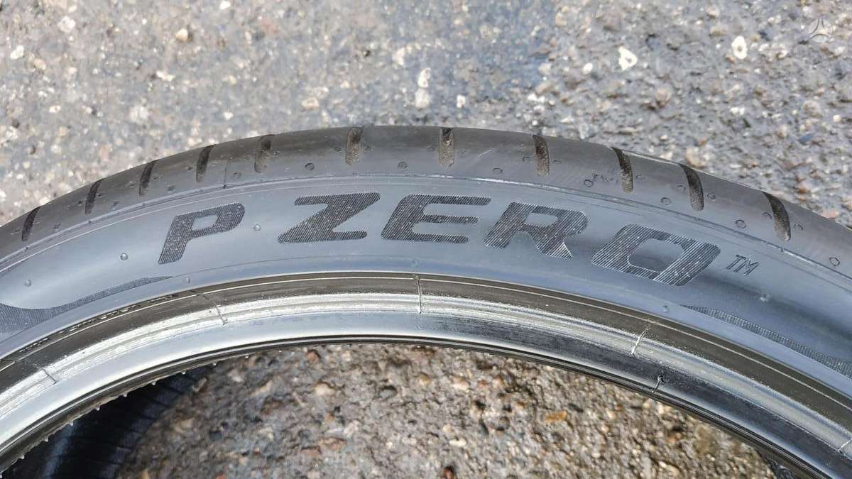 -Kita-, summer 245/35 R20