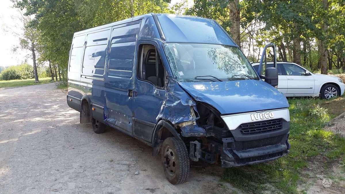 Iveco 35c15, cargo vans