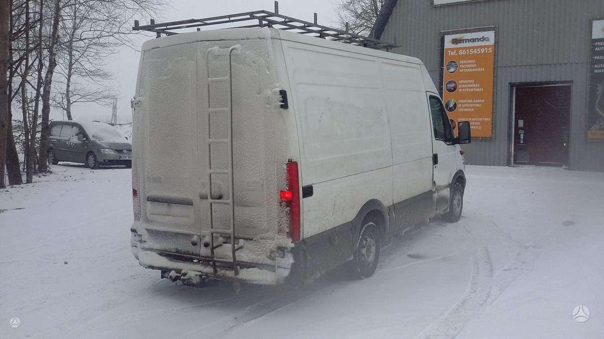 Iveco 35s12, cargo vans