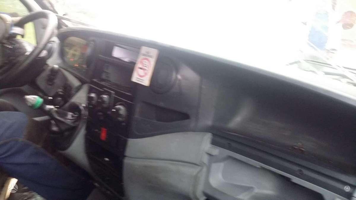 Iveco 35s12v, грузовые микроавтобусы