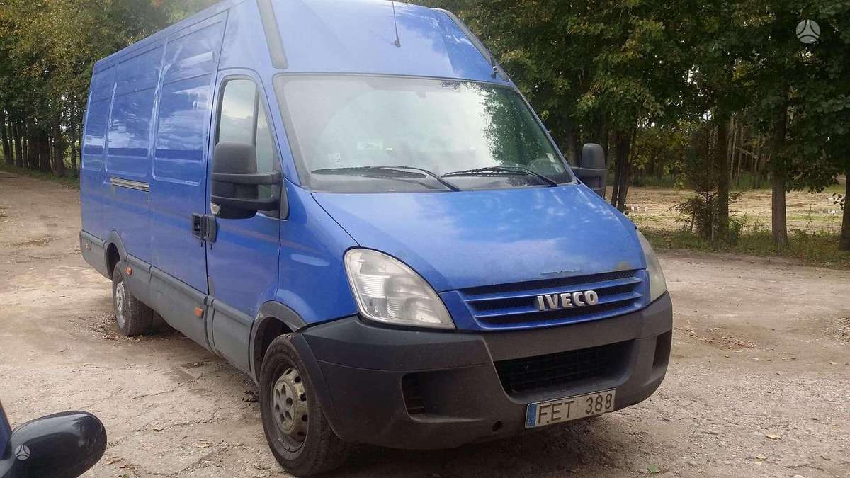Iveco 35s14, грузовые микроавтобусы