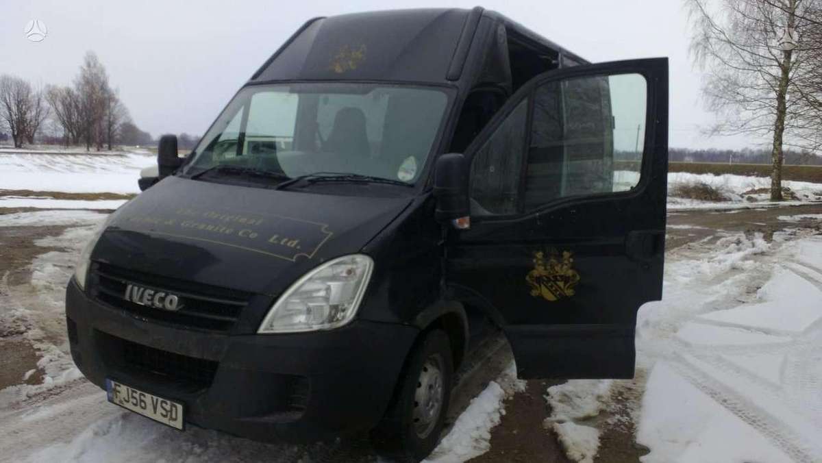 Iveco DAILY 35S12, cargo vans