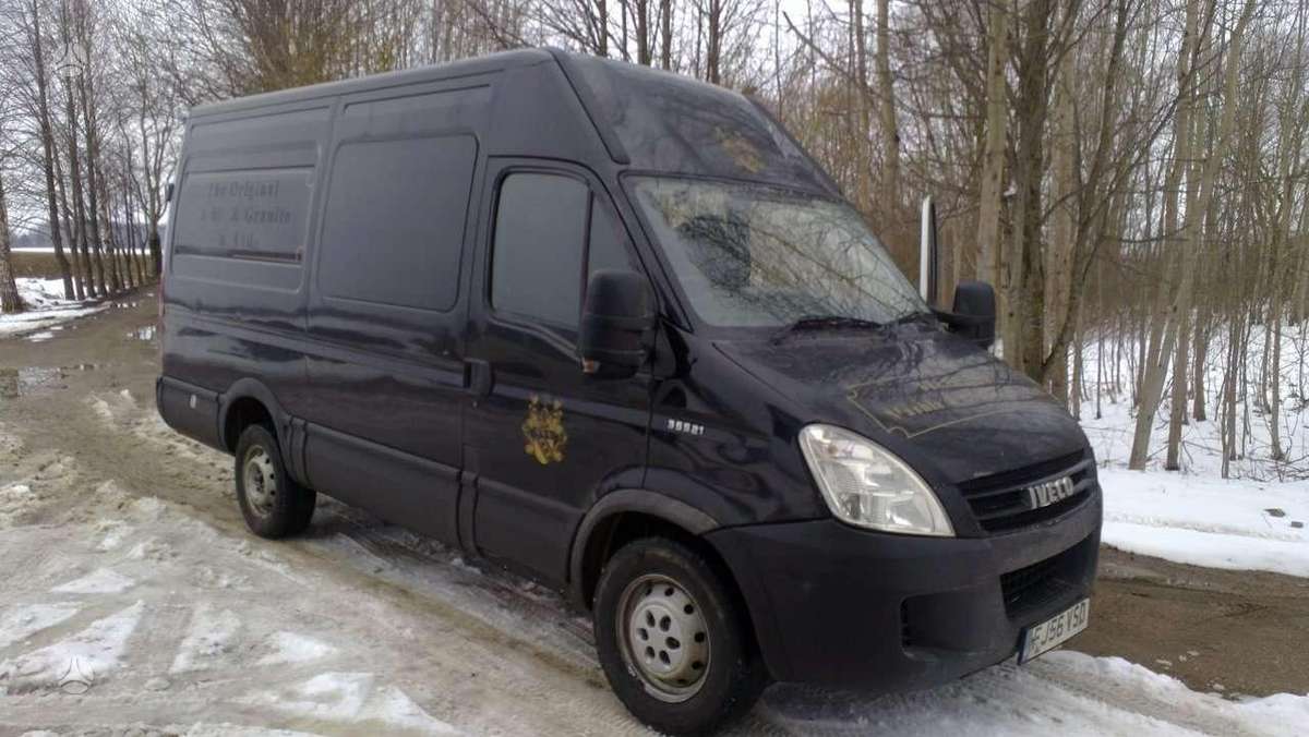 Iveco DAILY 35S12, cargo vans