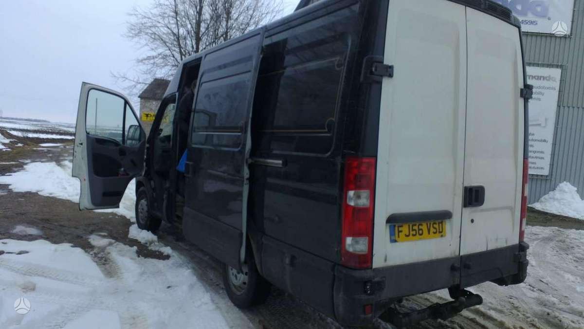 Iveco DAILY 35S12, cargo vans