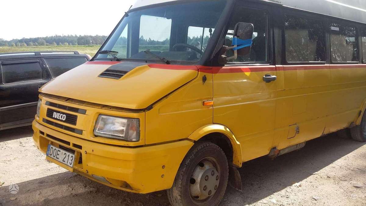Iveco DAILY, passenger vans