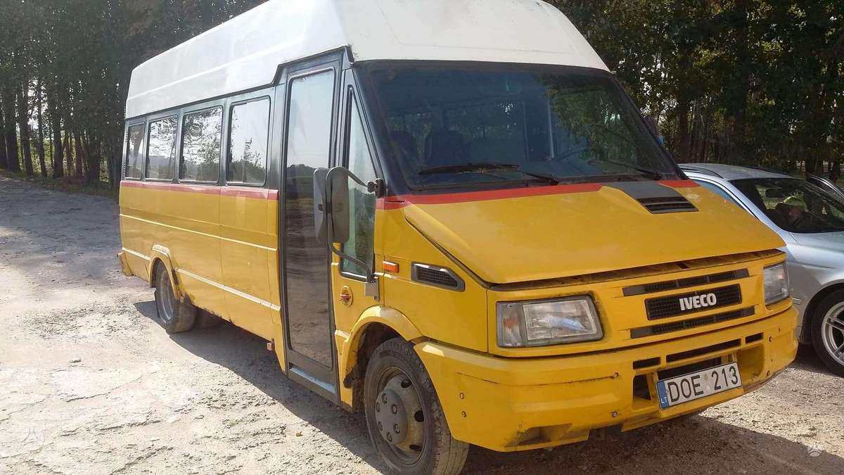 Iveco DAILY, passenger vans