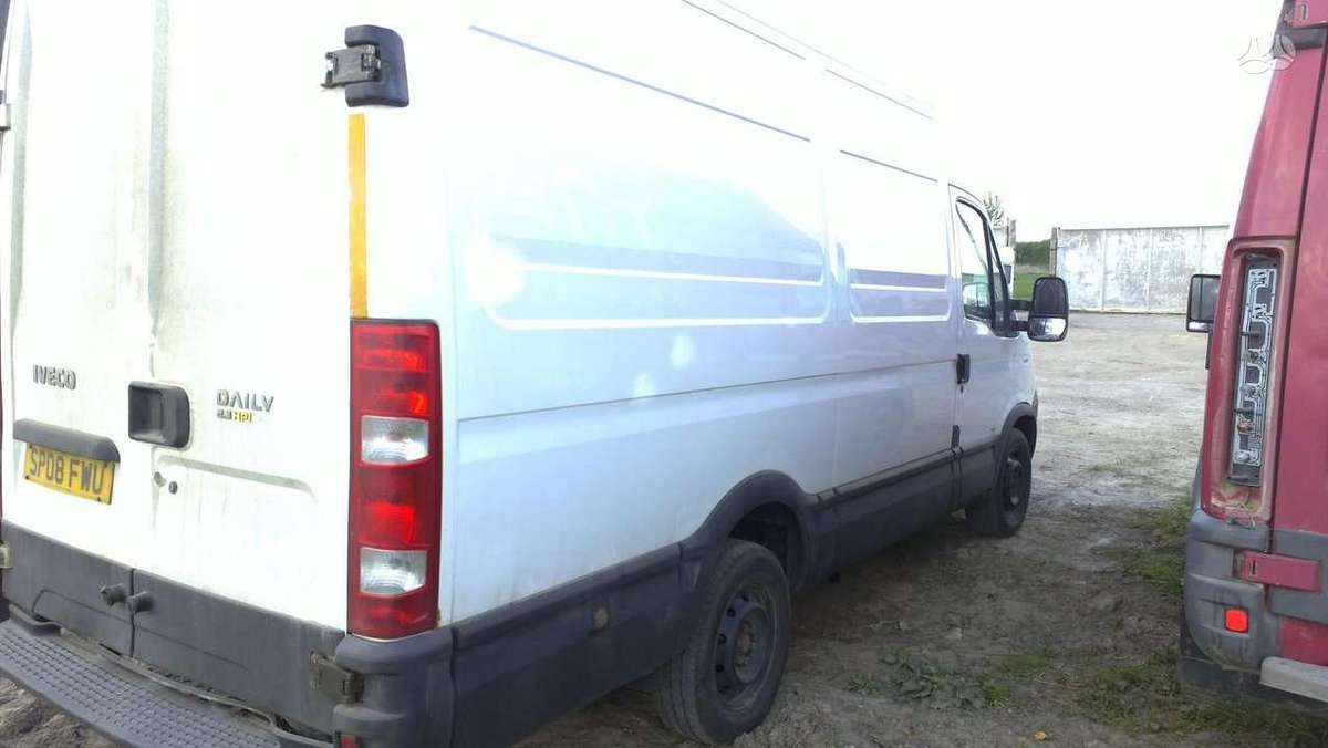 Iveco Daily, preču