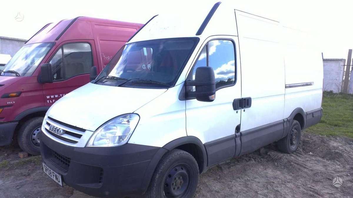 Iveco Daily, preču