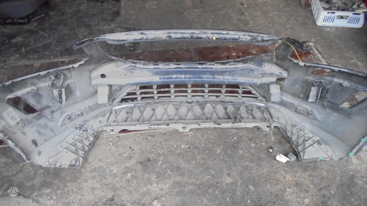Volvo XC60 for parts. D5244t20