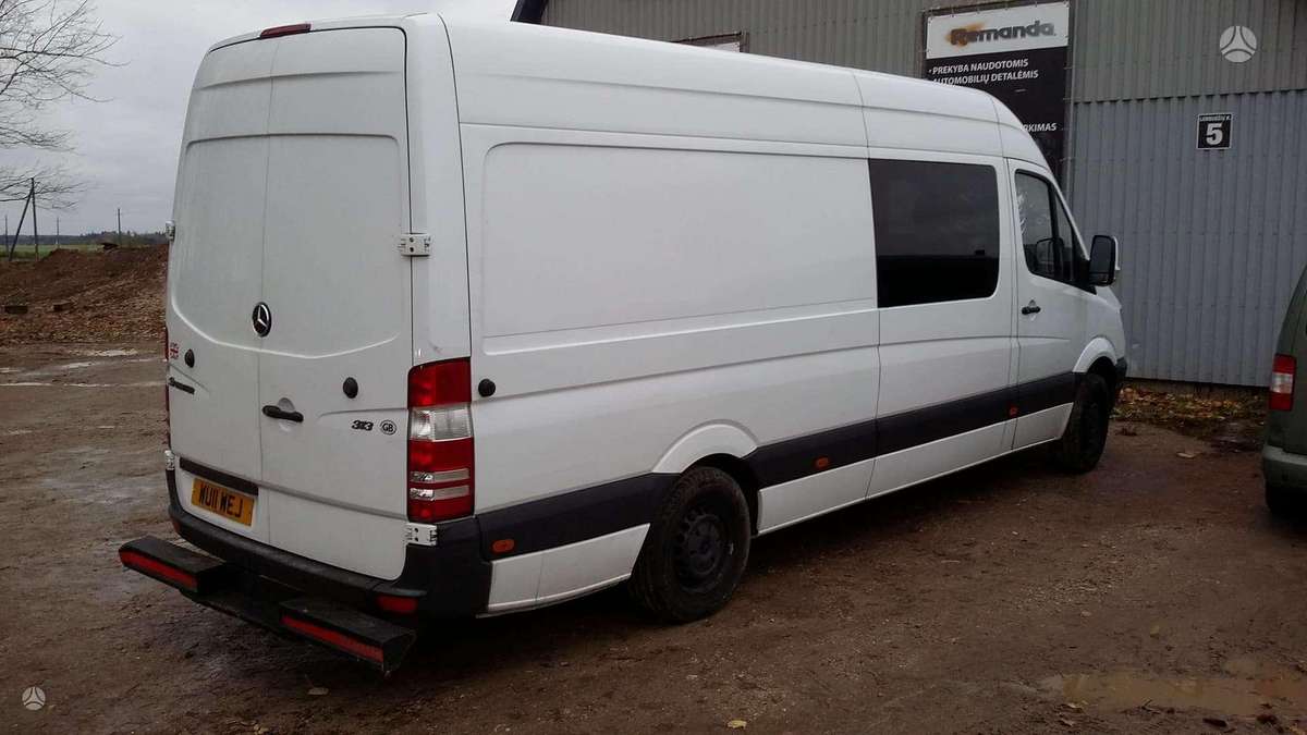 Mercedes-Benz SPRINTER, preču