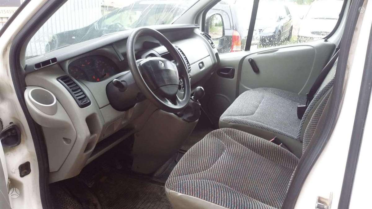 Renault TRAFIC, preču