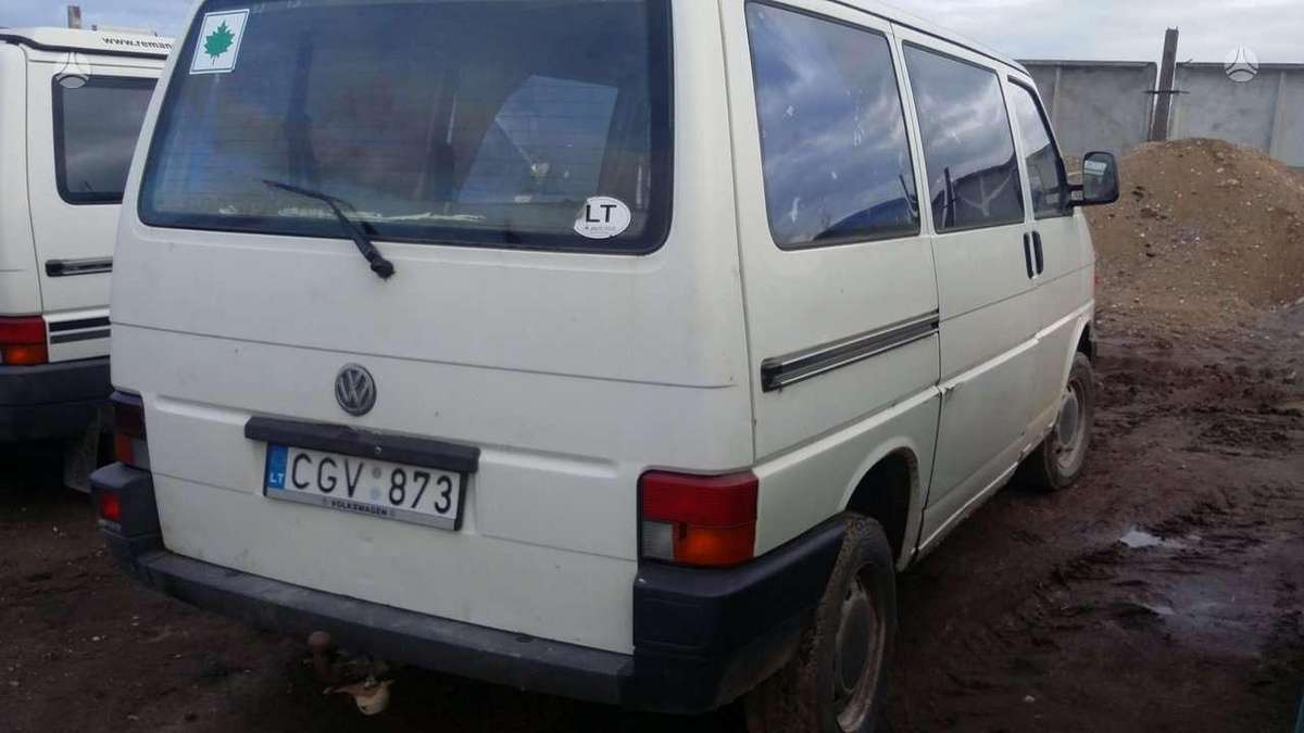 Volkswagen T4, passenger vans