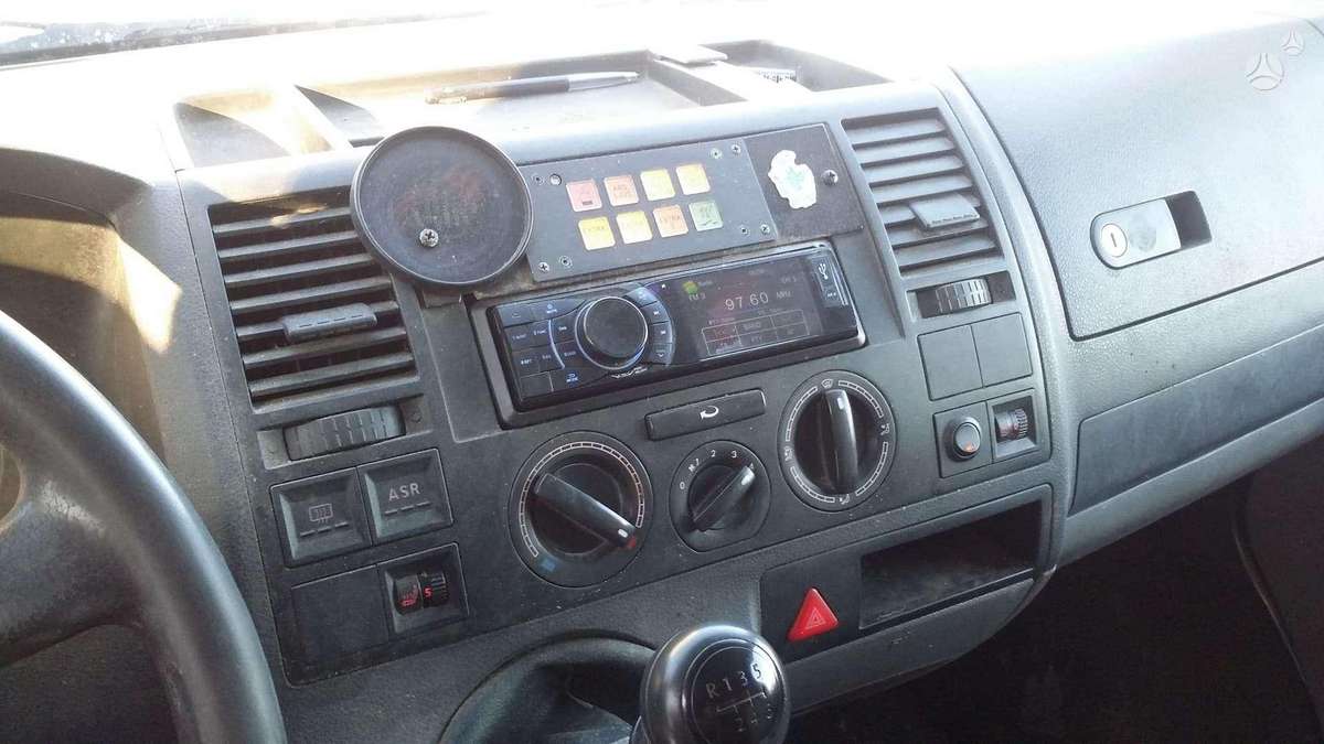 Volkswagen T5, cargo vans