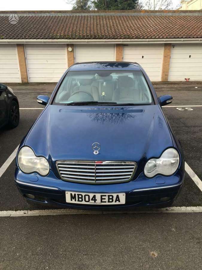 Mercedes-Benz C200 dalimis. 1 8 kompressor
