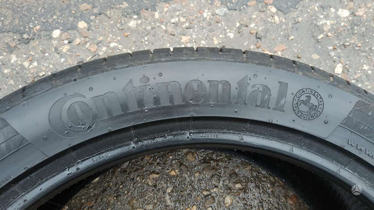 Continental, vasaras 235/45 R19