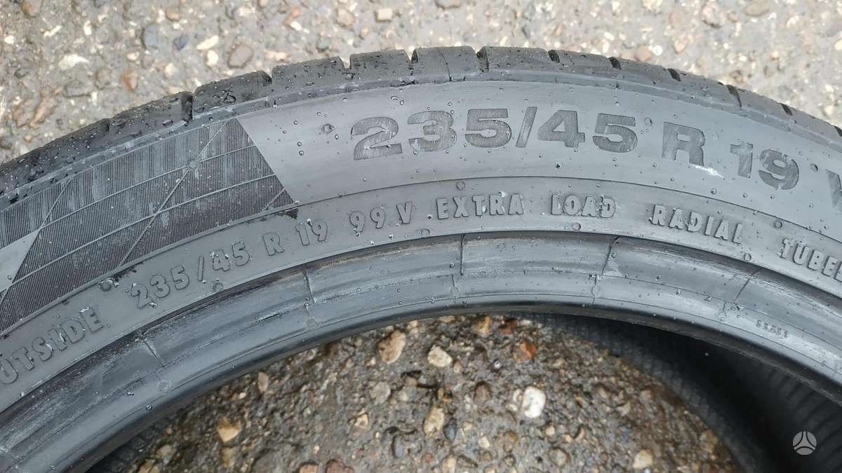 Continental, vasaras 235/45 R19