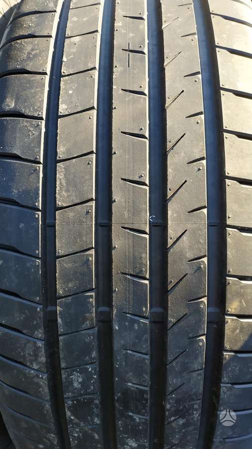 -Kita-, vasarinės 255/60 R18