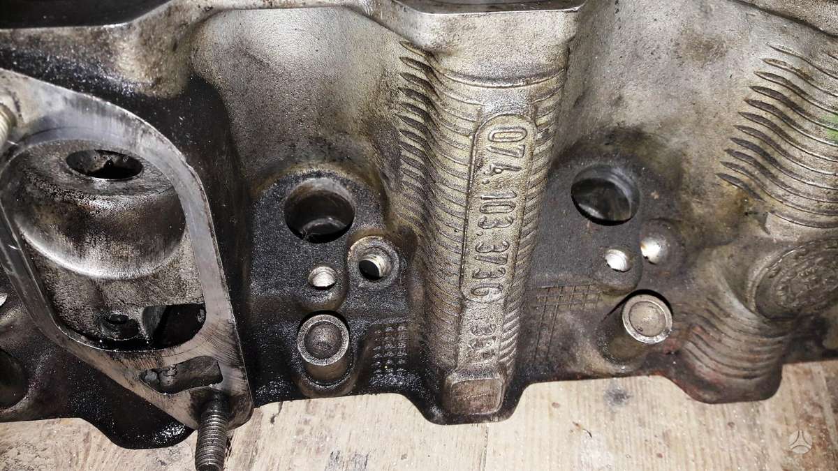 Volkswagen Transporter, ACV, variklio detalės