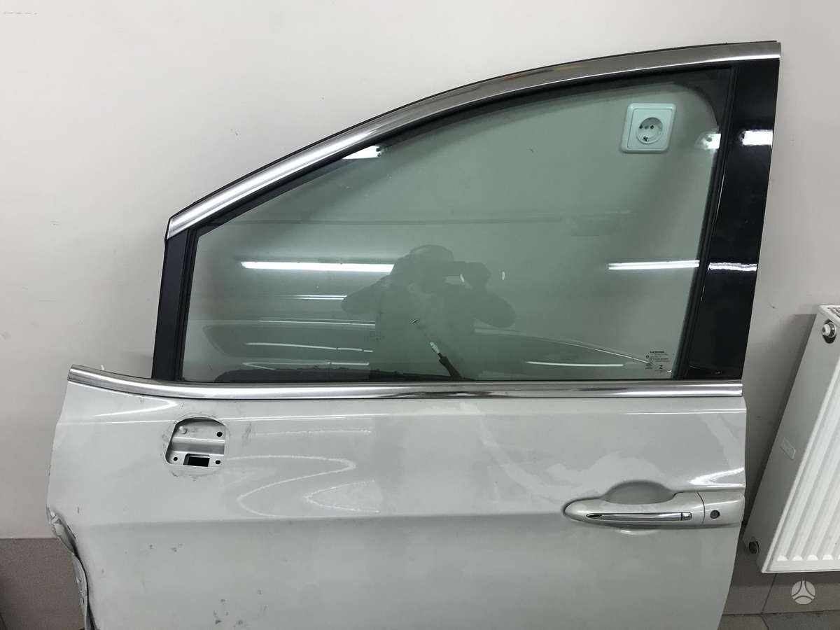 Chrysler Pacifica interior parts