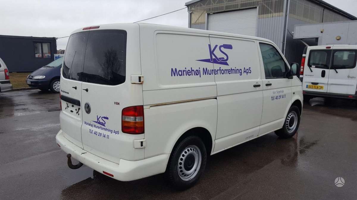 Volkswagen Transporter, passenger vans