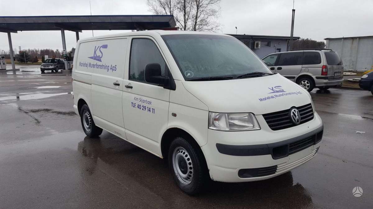 Volkswagen Transporter, passenger vans